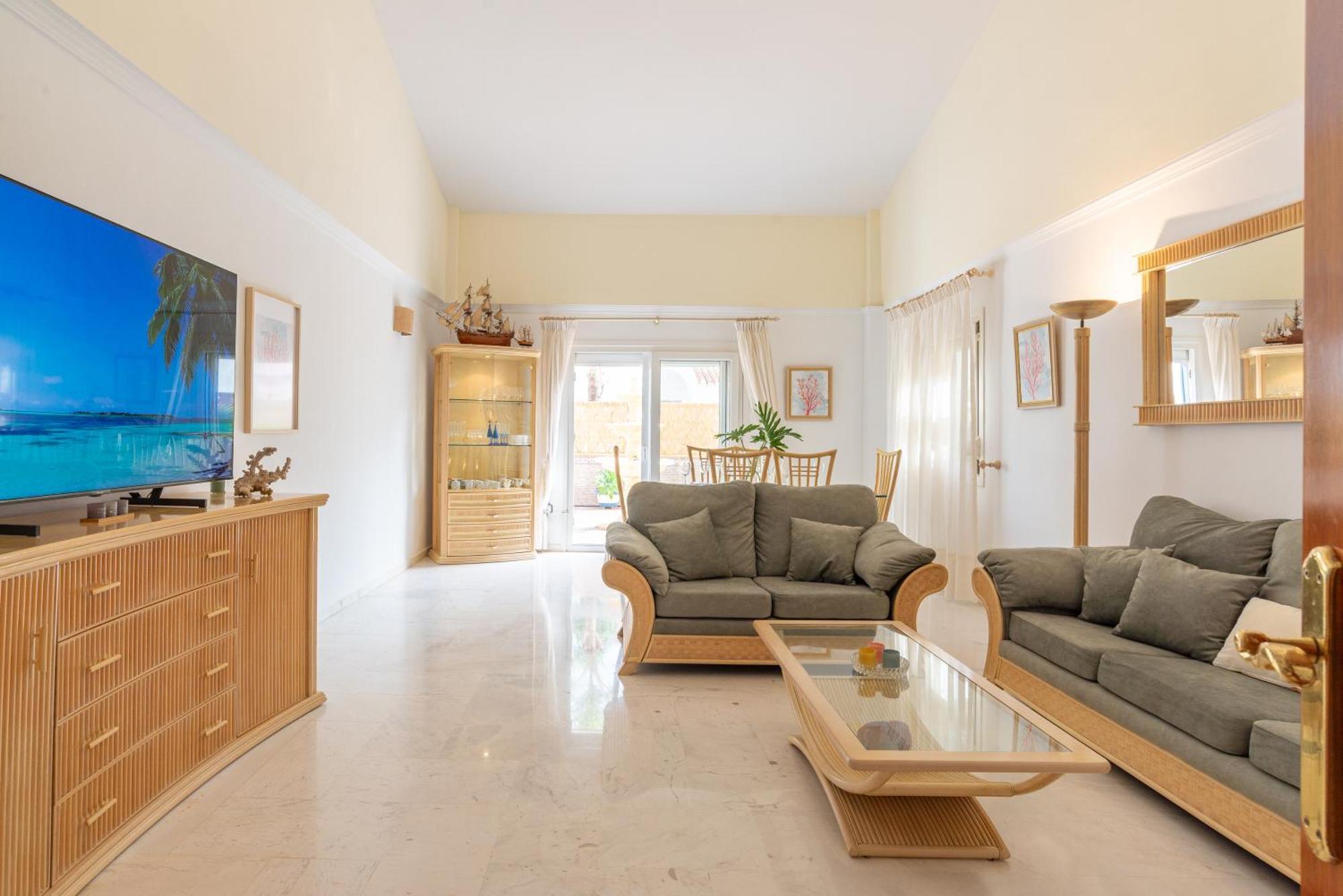 Villa Valentina - Renovated On Los Alamos Beach Torremolinos Eksteriør billede